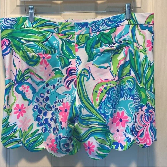 Lilly Pulitzer Darci Knit Shorts EUC - Picture 3 of 7